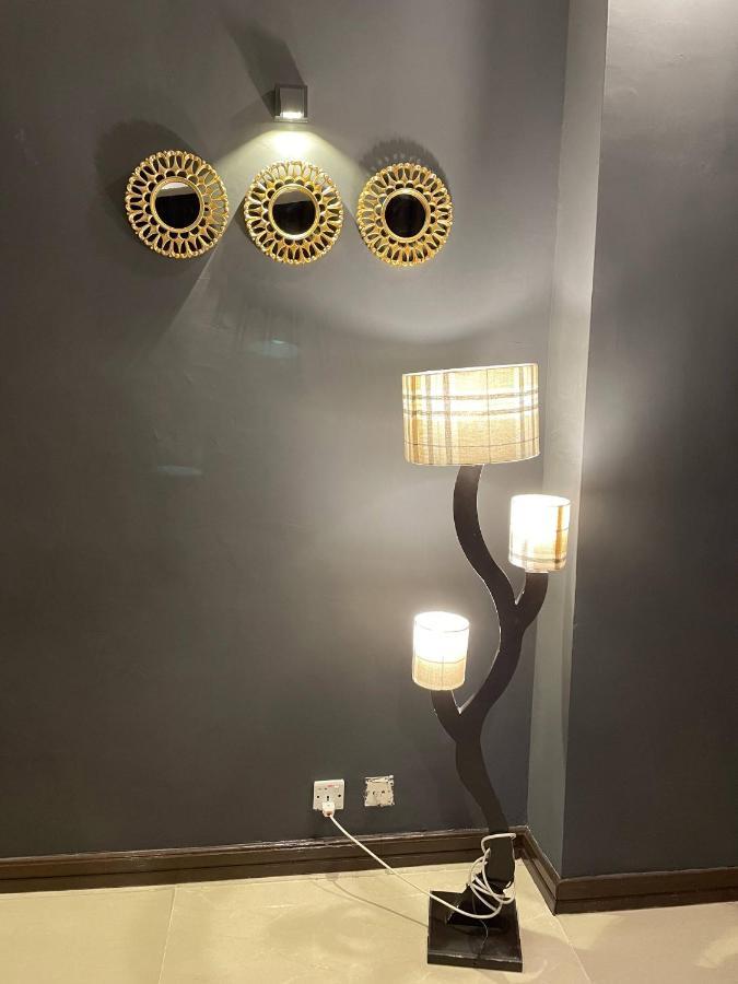 איסלמאבד Freddy'S Luxury Family Apartments מראה חיצוני תמונה
