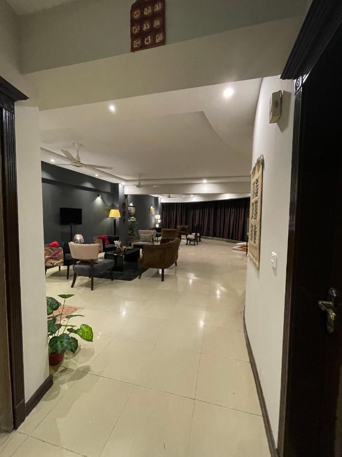 איסלמאבד Freddy'S Luxury Family Apartments מראה חיצוני תמונה