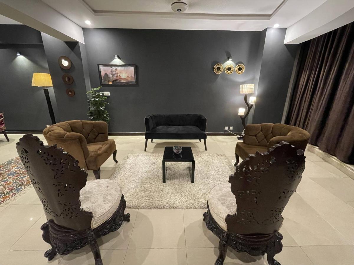 איסלמאבד Freddy'S Luxury Family Apartments מראה חיצוני תמונה